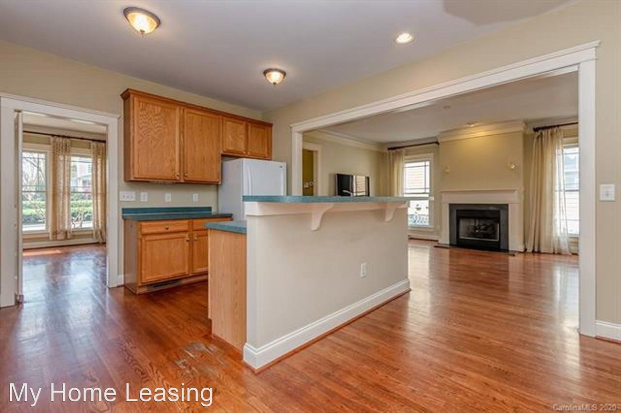 719 E 9th St - Photo 3 of 28