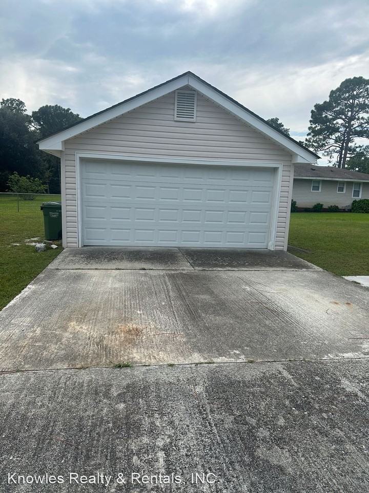 4612 Long Leaf Hills Dr - Photo 2 of 19