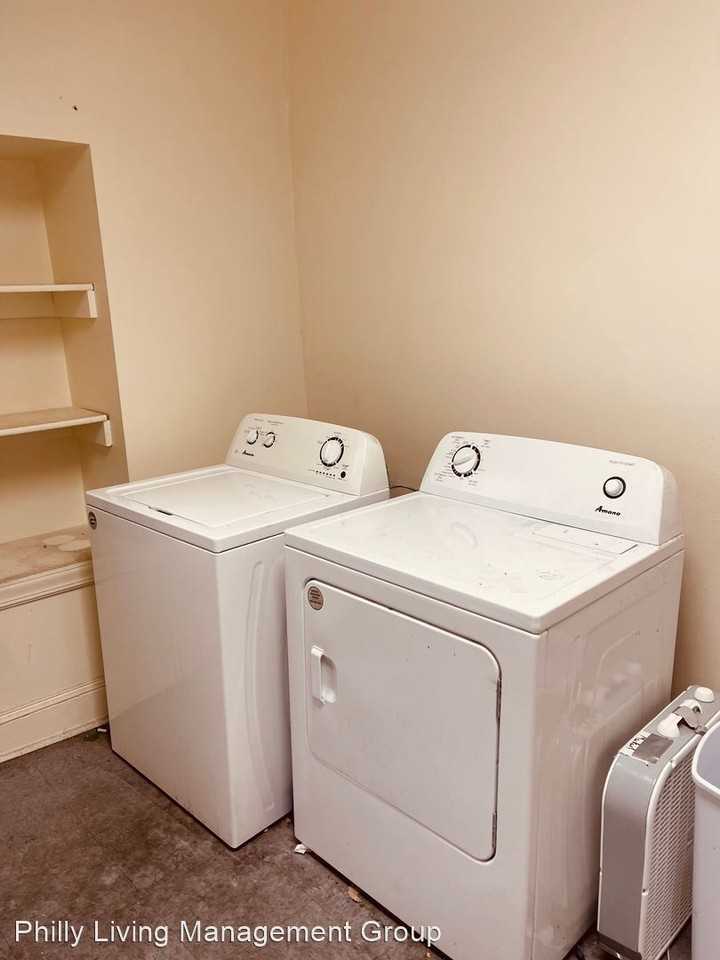 3611 Warren St - Photo 3 of 17