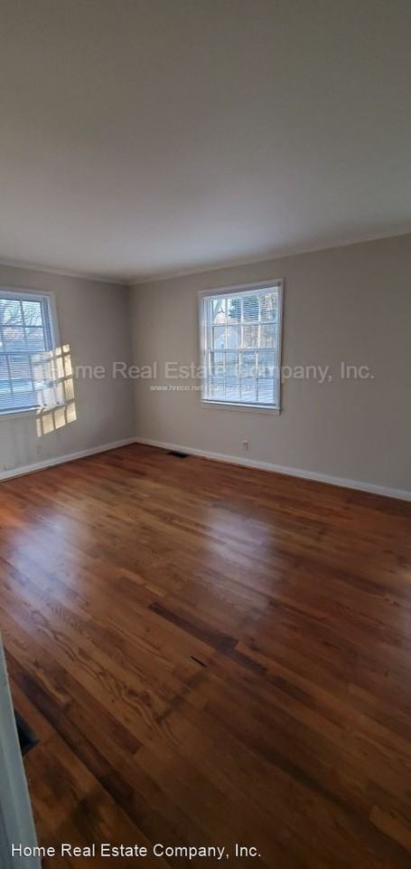 1117 Junia Ave - Photo 3 of 10