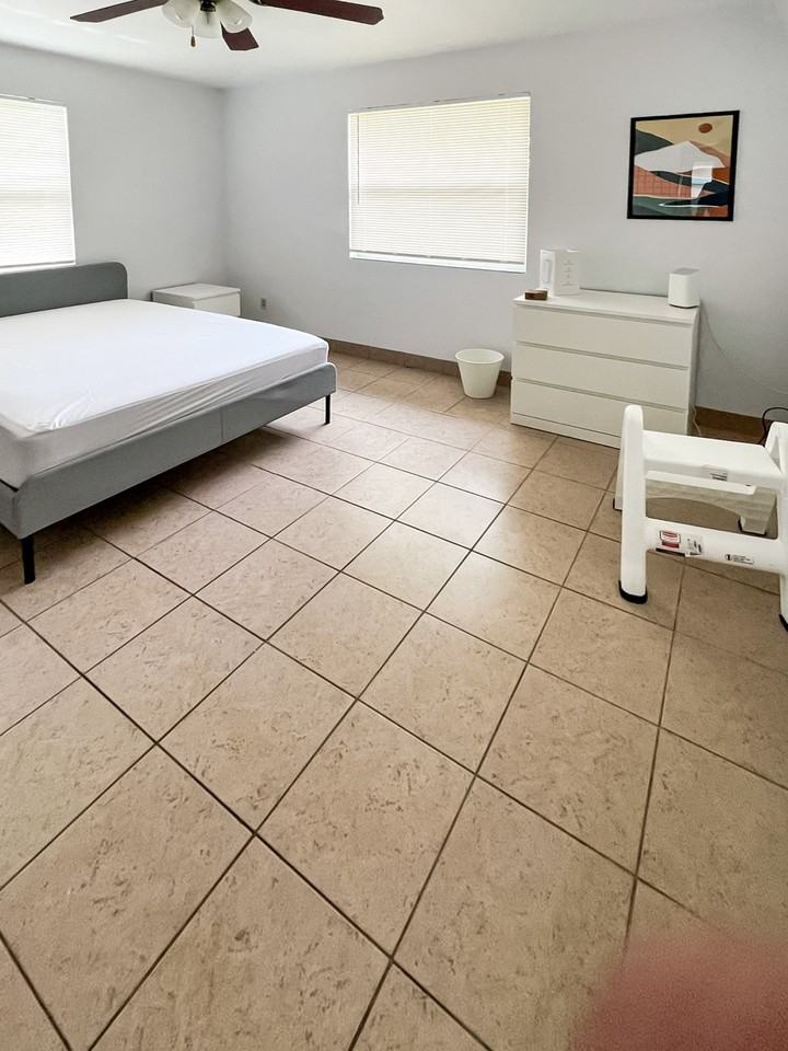 Rendale Drive - Photo 7 of 9