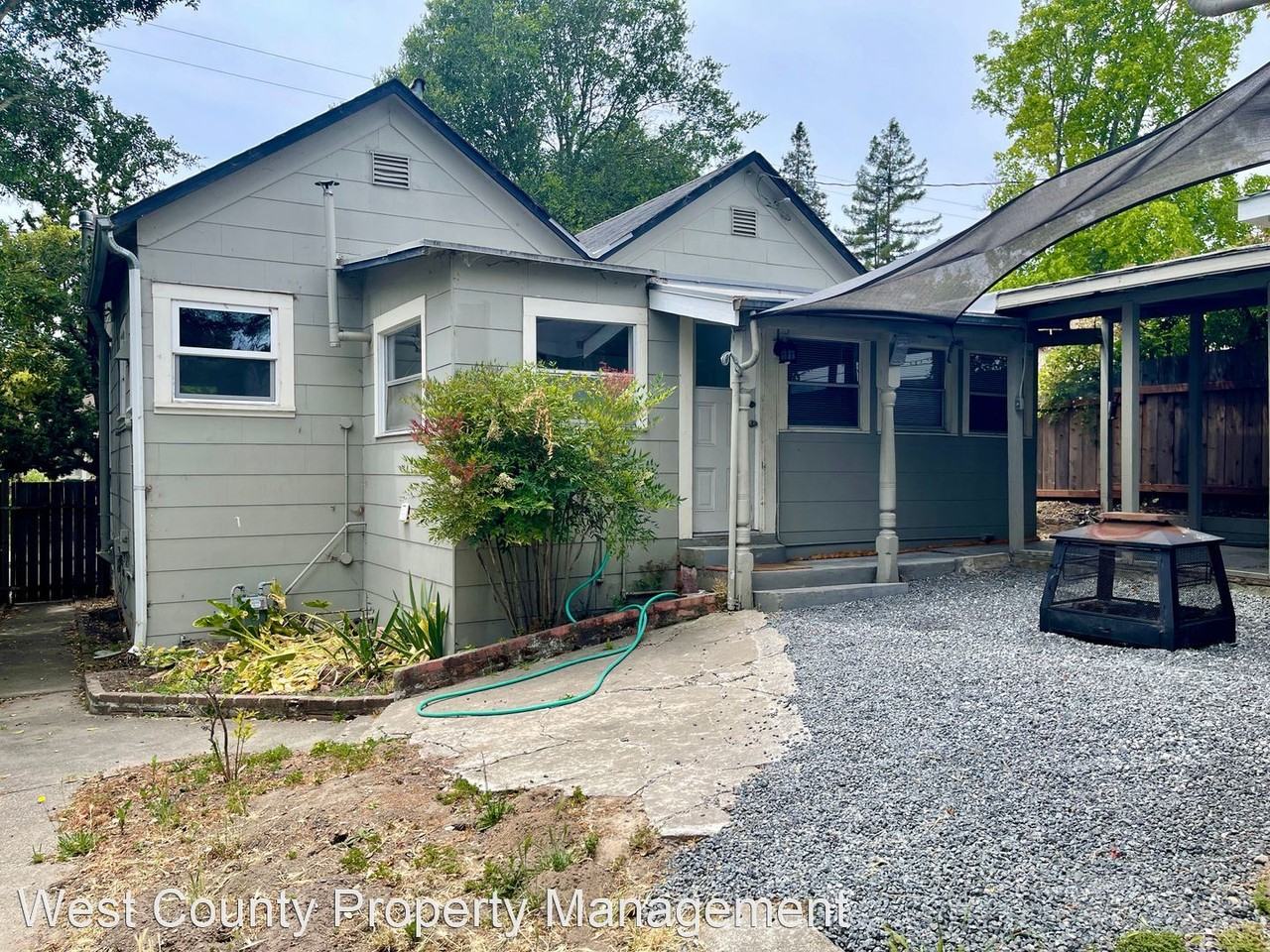 157 Florence Ave - Photo 2 of 41