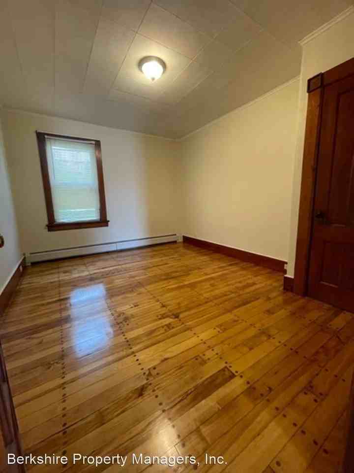 9-11 Meadow Street - Photo 3 of 11