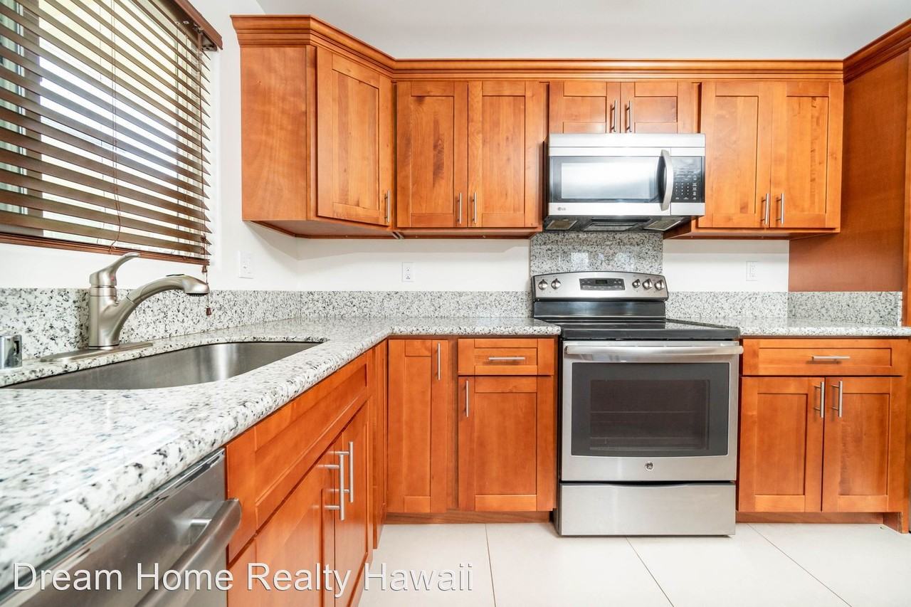 37 Cypress Ave #D - Photo 3 of 20