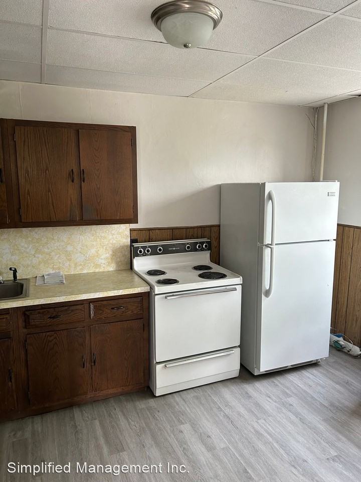 315-317 Pleasant St. Gardner, MA - Photo 2 of 14