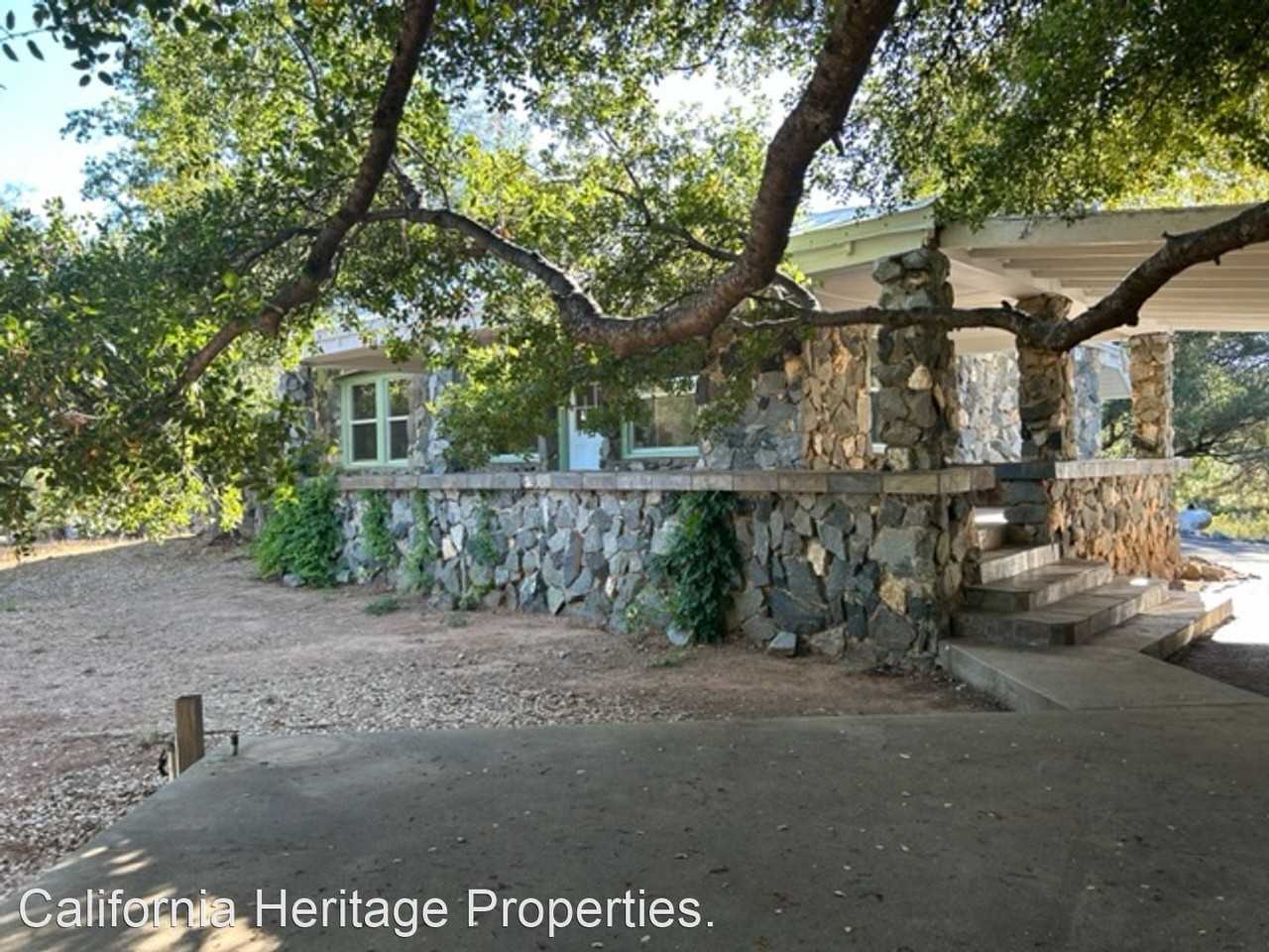 18480 Deer Flat Road - Photo 3 of 18