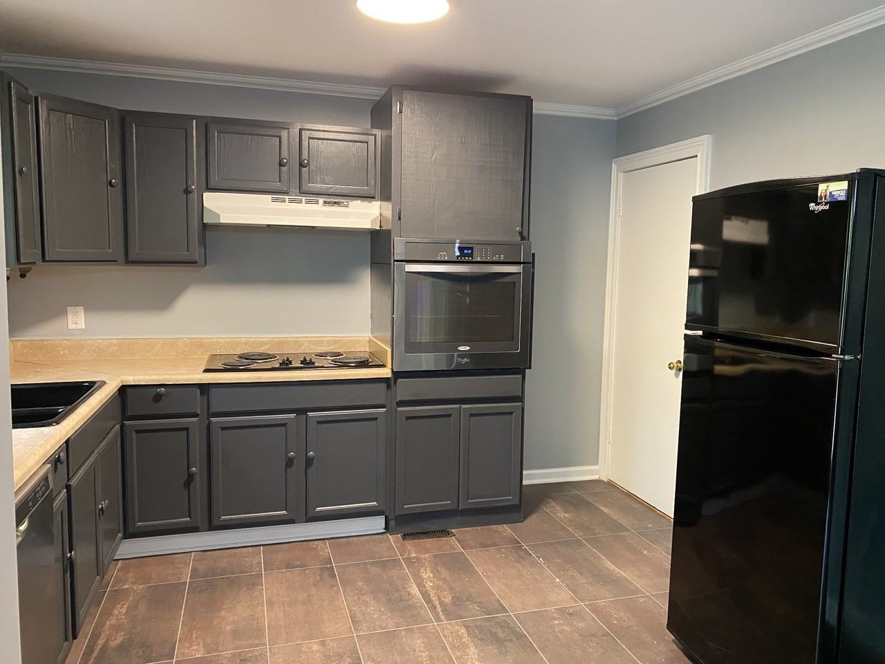 127 Donmond Dr - Photo 3 of 20