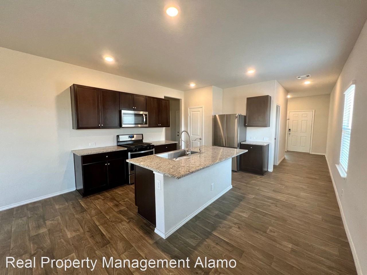4430 Lake Ritter St - Photo 2 of 27