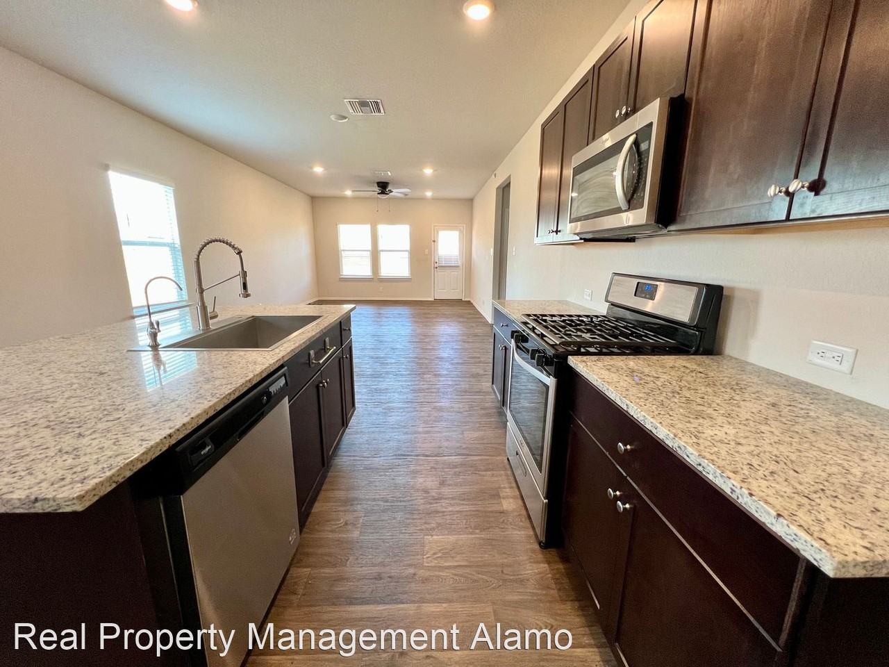 4430 Lake Ritter St - Photo 3 of 27