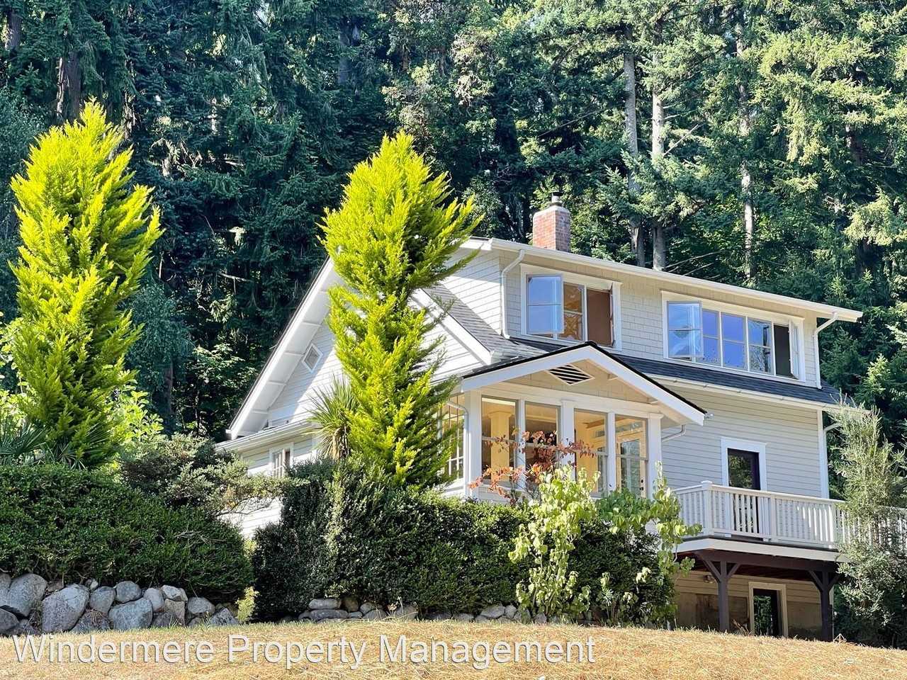 5298 New Sweden Ave Ne - Photo 3 of 50