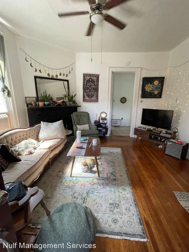 7467 Schoyer Avenue - Photo 2 of 9