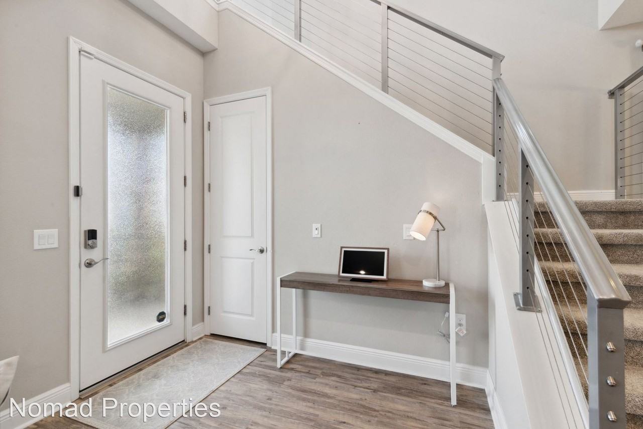 2273 Standing Rock Cir - Photo 2 of 27