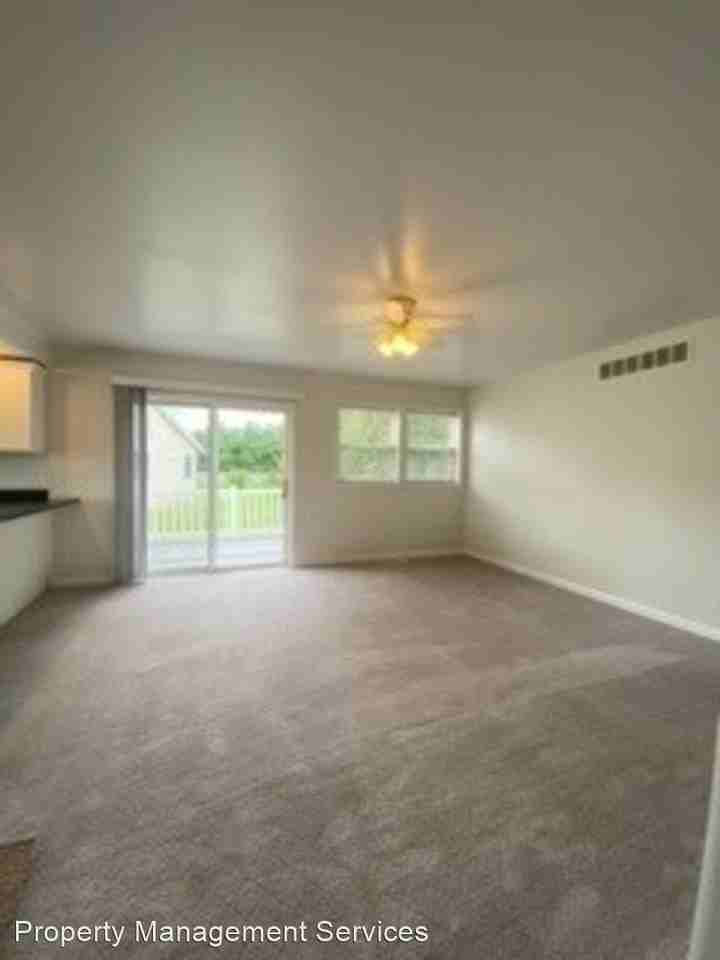 908 Galen Ct - Photo 3 of 43