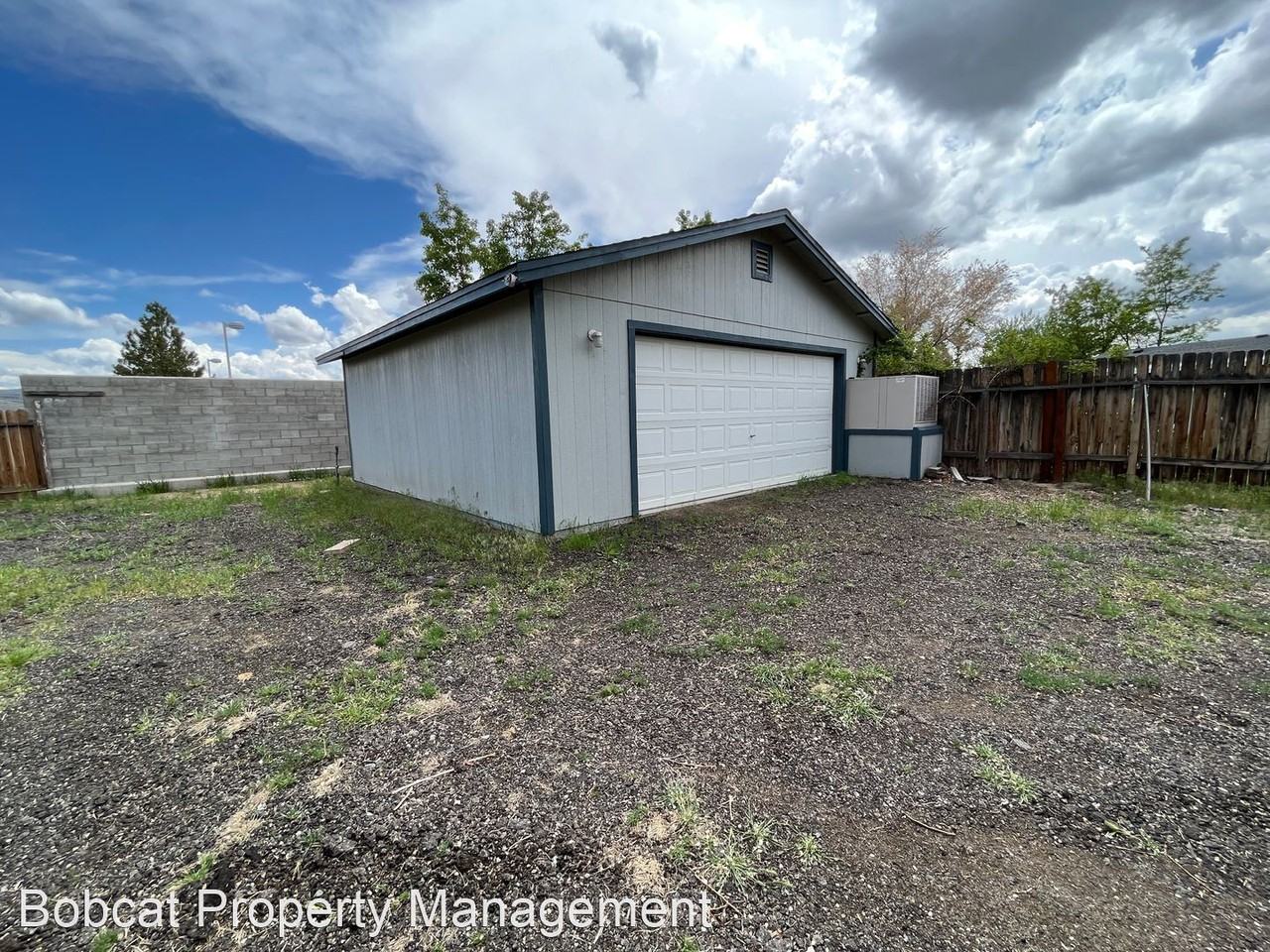 2739 Gardner Ln, Carson City, NV 89706 Studio Apartment for 275/month