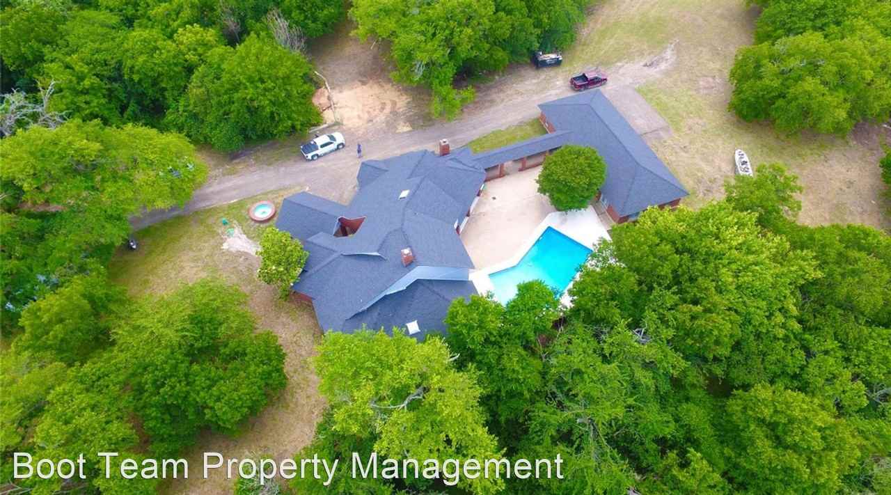 800 Live Oak Ct - Photo 3 of 34