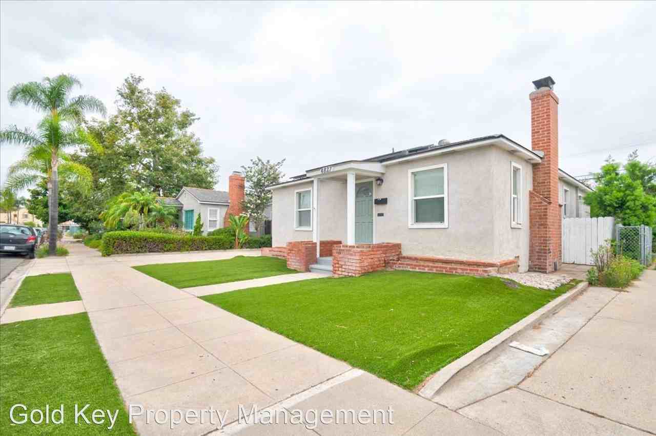 4827 Filipo St - Photo 2 of 27