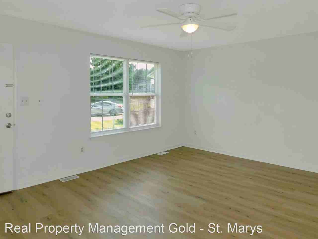 45906 Lexington Ct - Photo 2 of 14