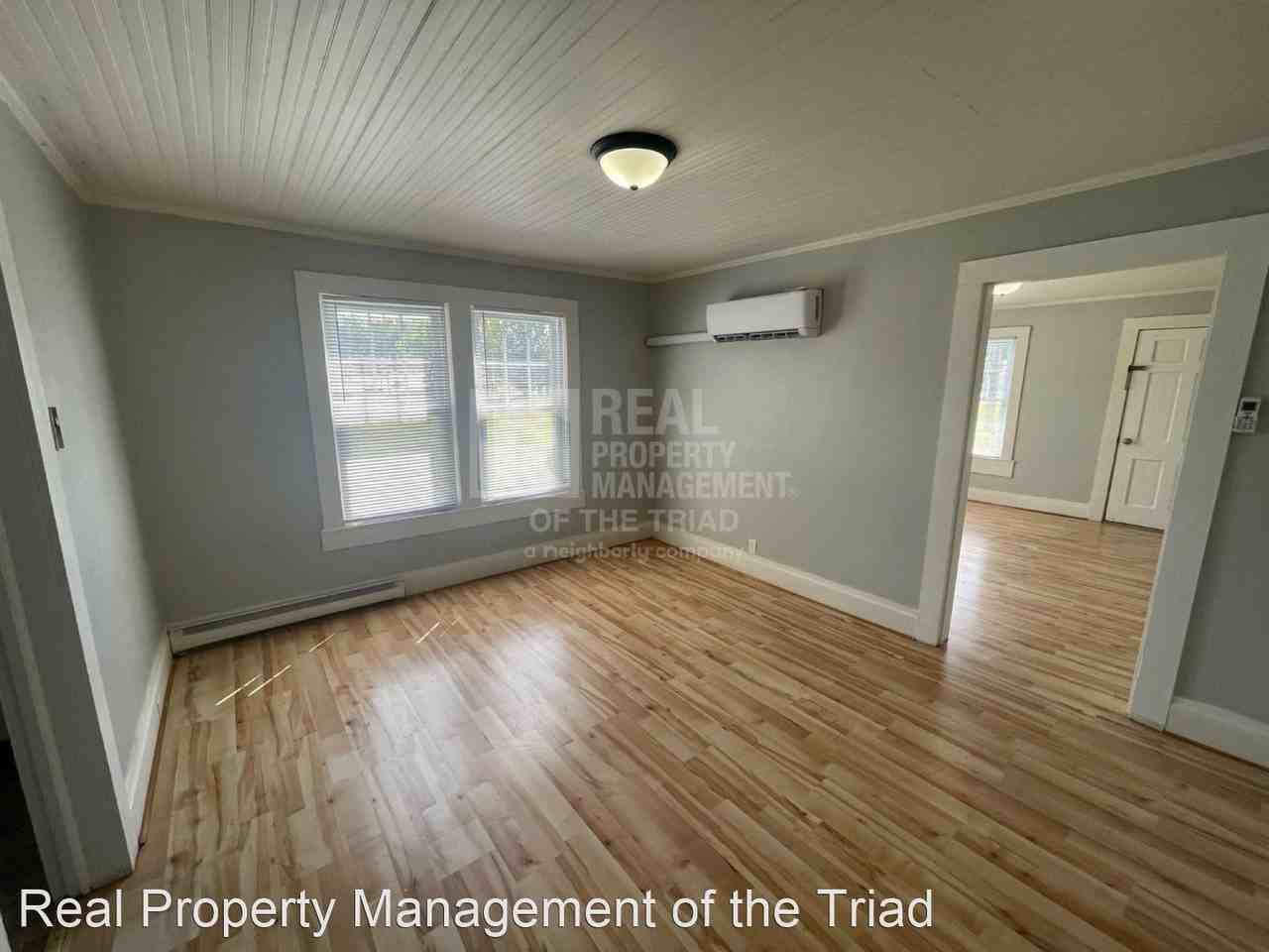907 W Cooksey Drive - Photo 3 of 9