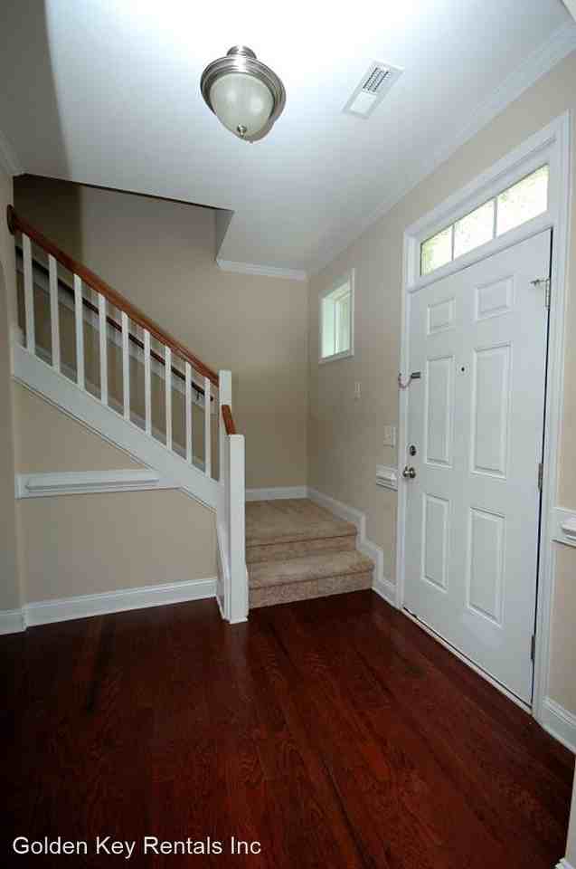 217 Lancaster Pointe Dr - Photo 2 of 17