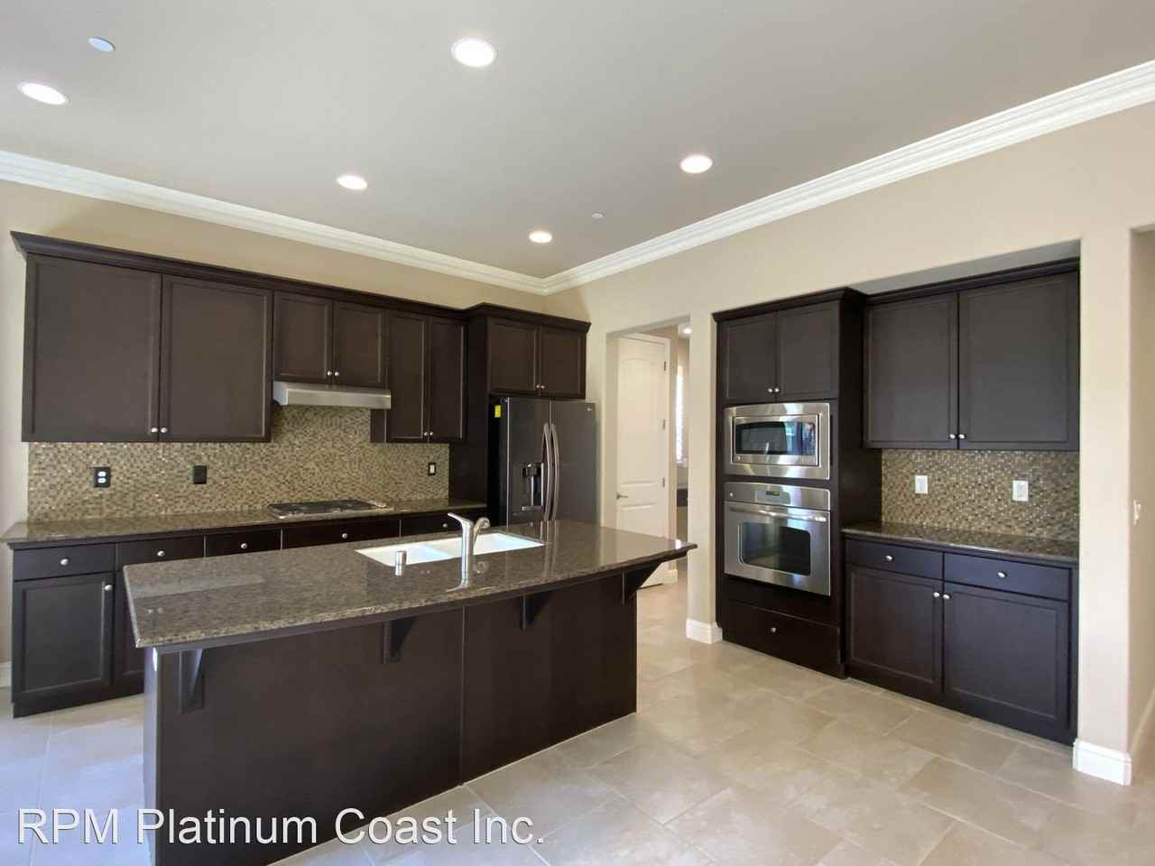 2141 W Juliet Way - Photo 2 of 25