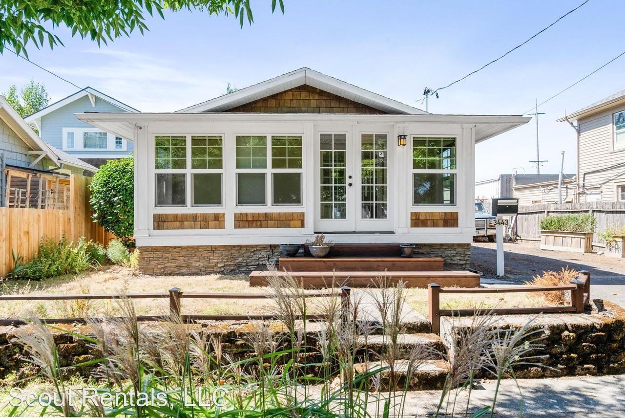 3443 Ne 75th Ave - Photo 2 of 40