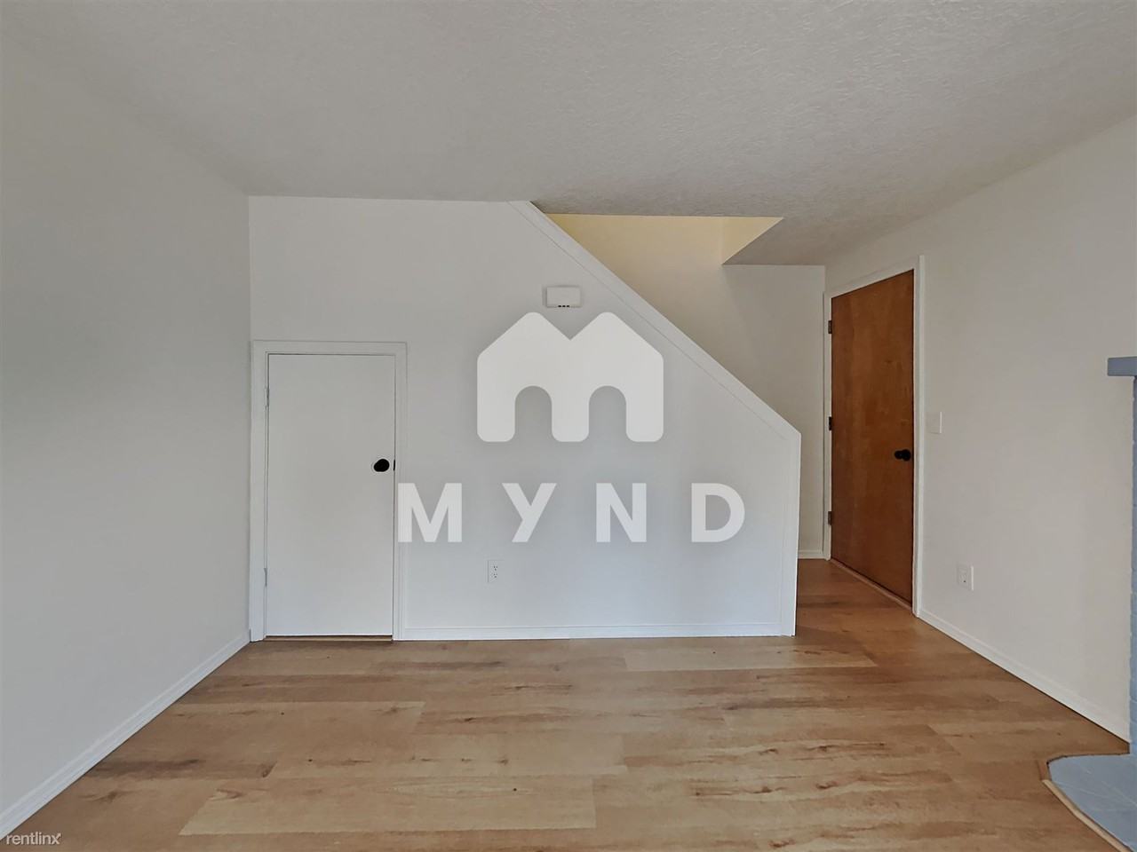 1010 Ne 143rd Ave - Photo 3 of 21