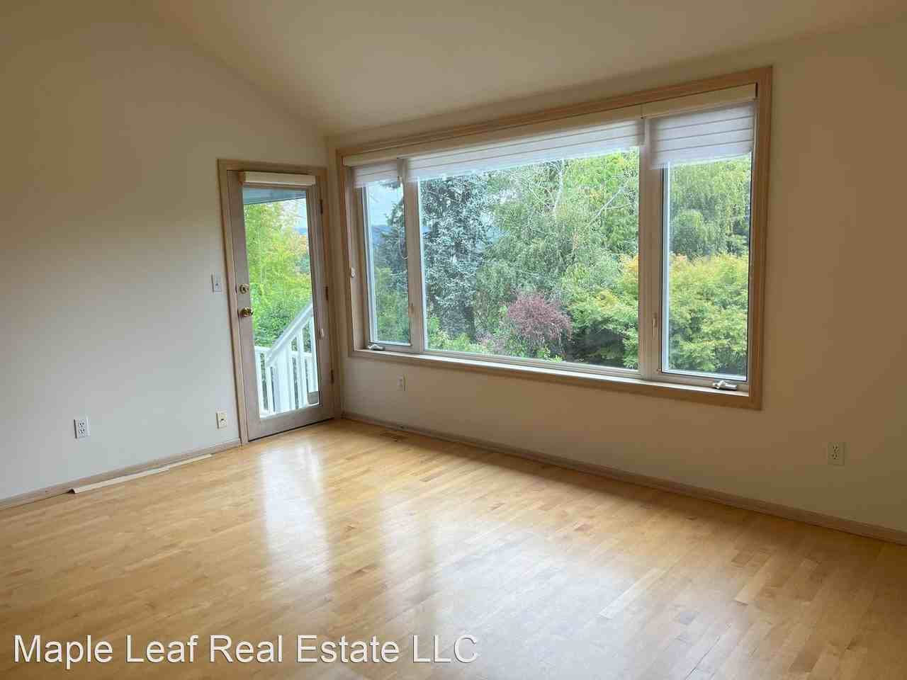 9009 45th Ave Ne - Photo 3 of 42