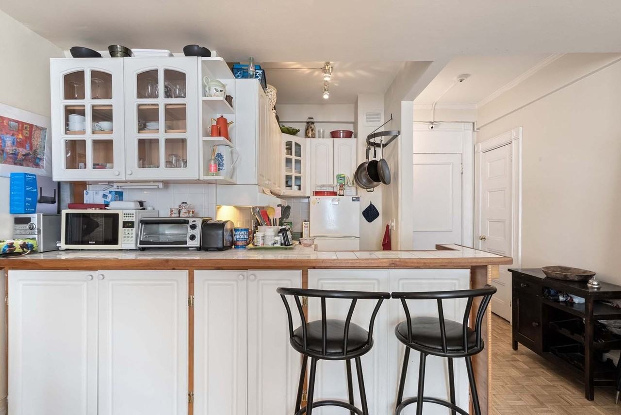 23 Beacon St #23BEACON - Photo 3 of 8