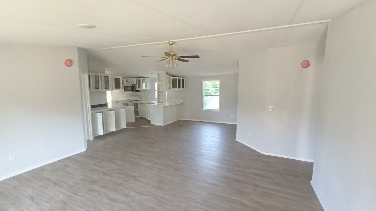 20938 Meadowbrook Dr - Photo 4 of 30