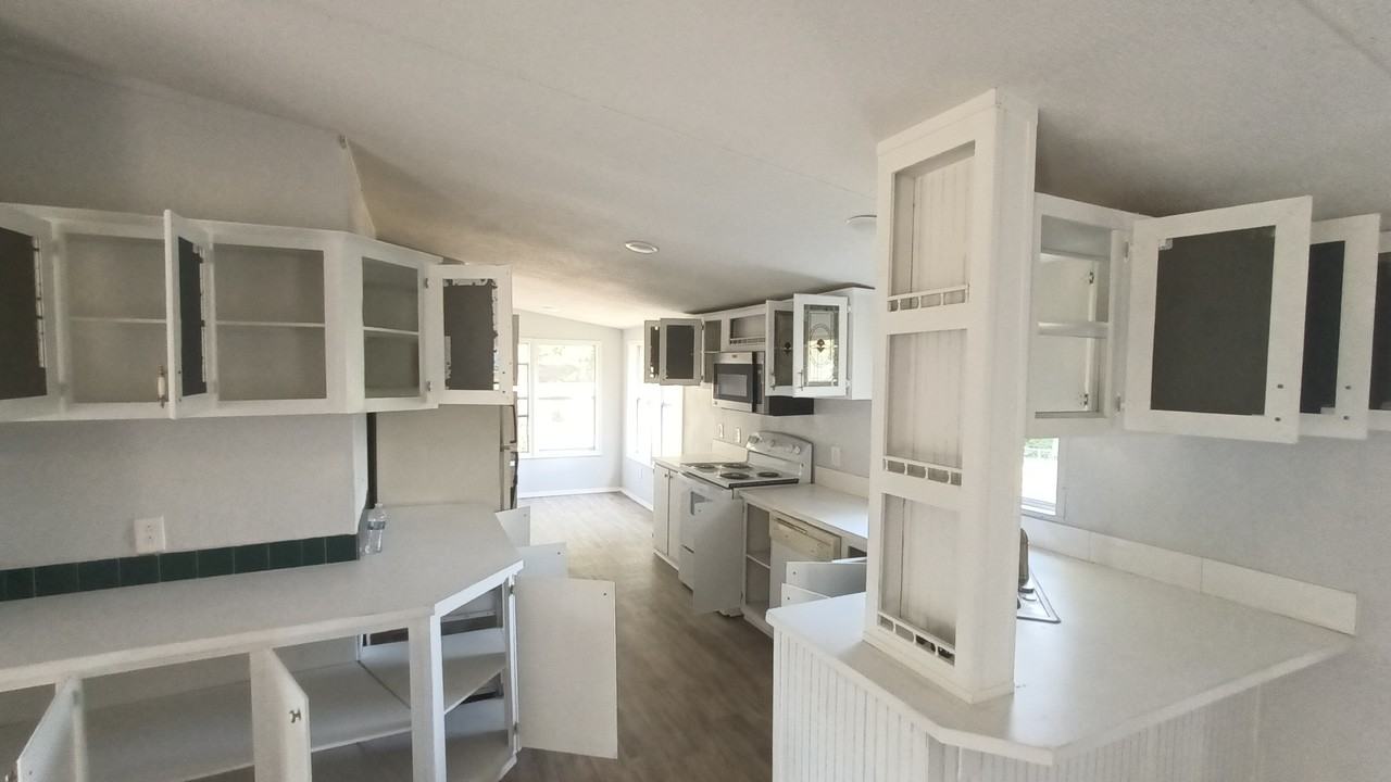 20938 Meadowbrook Dr - Photo 6 of 30