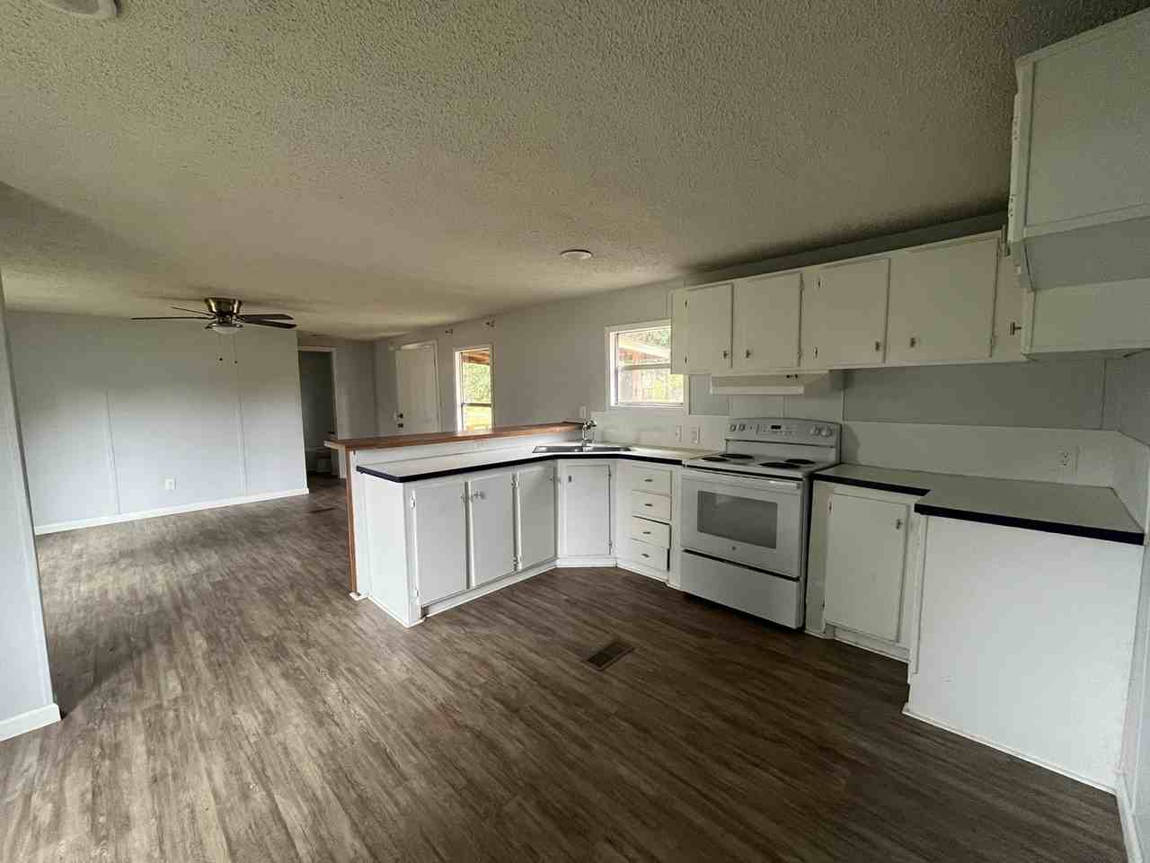 20735 Meadowlark Dr - Photo 5 of 10