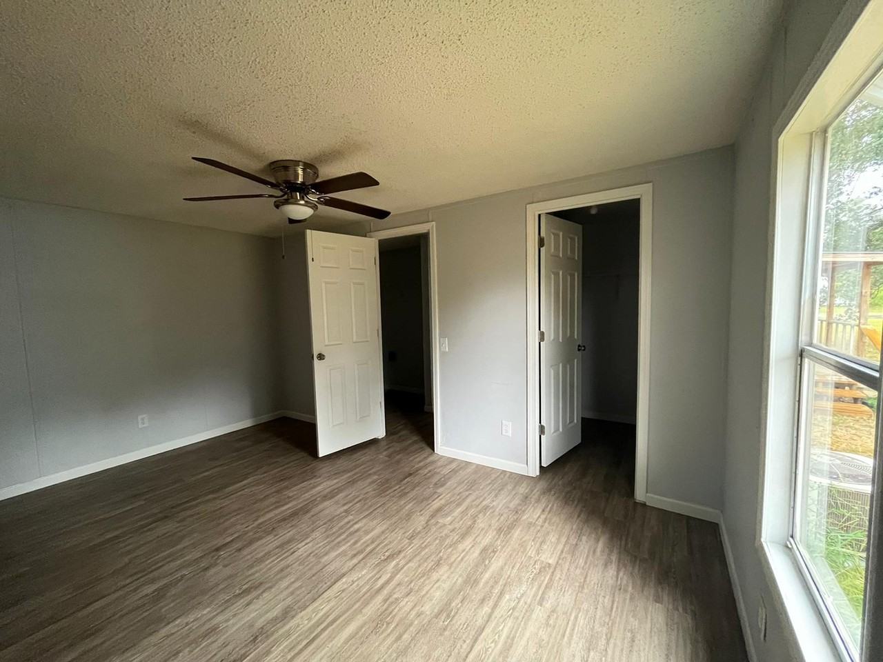 20735 Meadowlark Dr - Photo 7 of 10