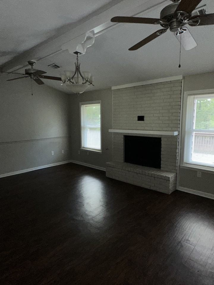 155 Rolling Oaks Dr - Photo 2 of 9