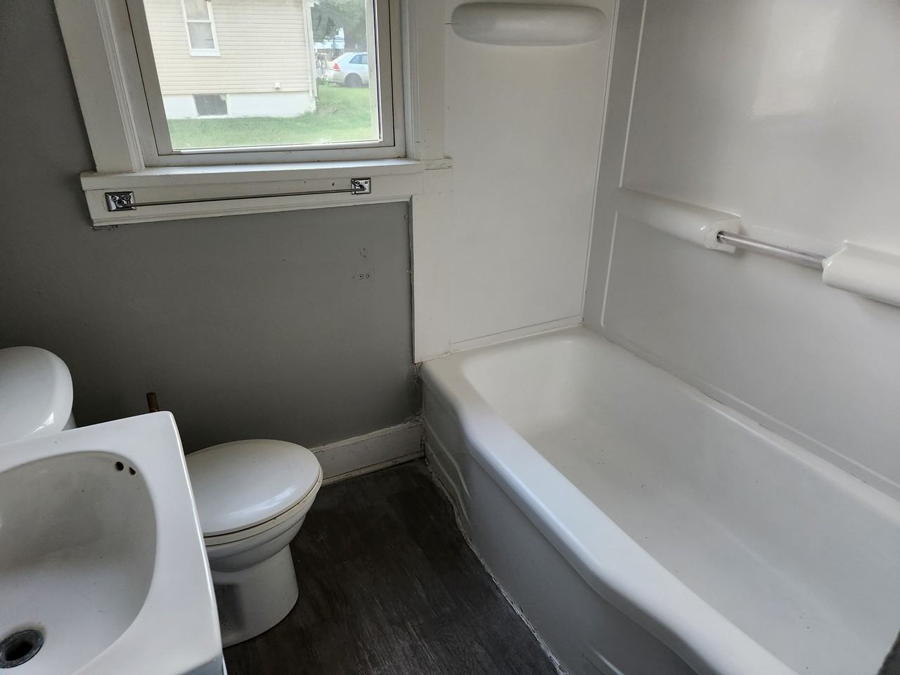 461 E Garfield Ave - Photo 2 of 8