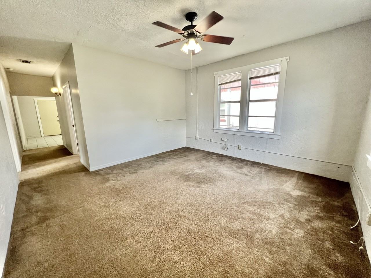 1724 W Nassau St - Photo 3 of 13