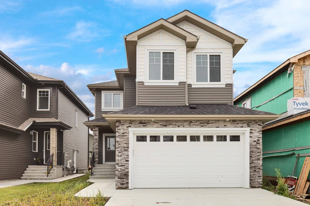 7 Evermore Cres - Photo 2 of 49