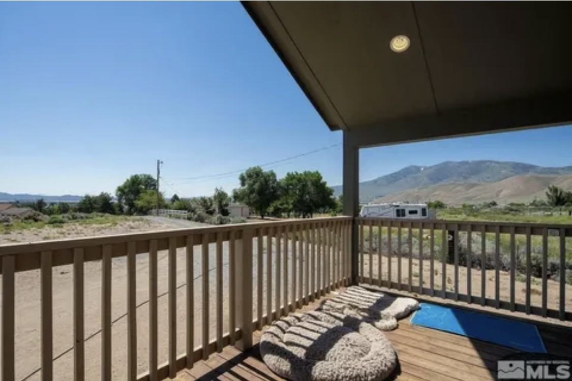 10715 Santa Fe Rd - Photo 2 of 11