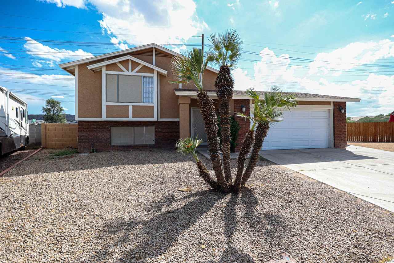 7219 S 14th Pl - Photo 3 of 29