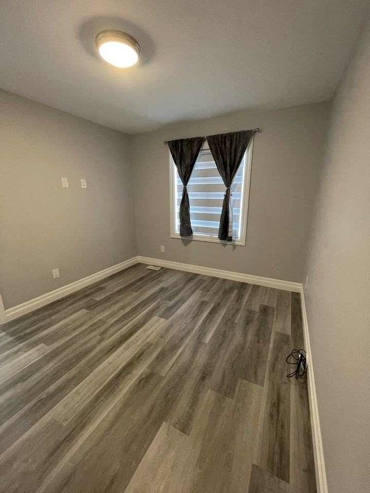 64 Churchill Park Rd - Photo 3 of 34