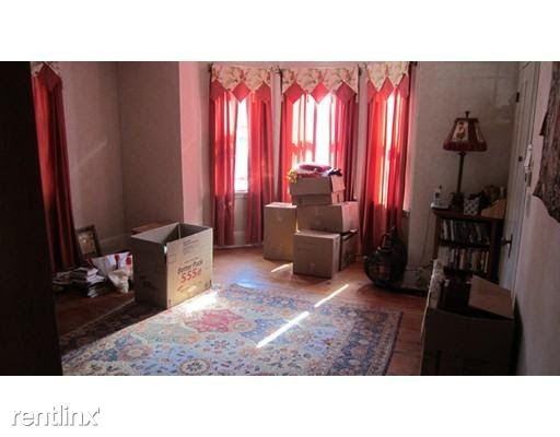 21 Winthrop St - Photo 2 of 2