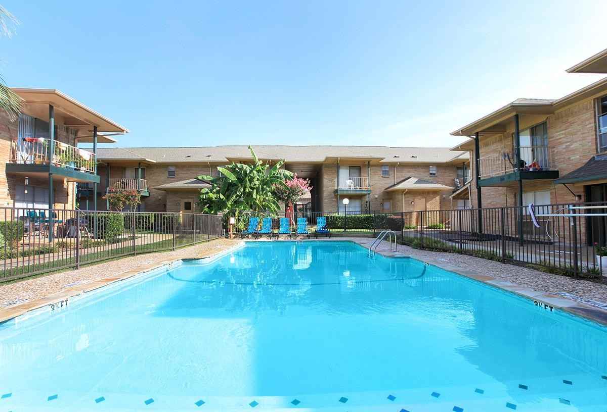 Cliffbrook Drive #2135i