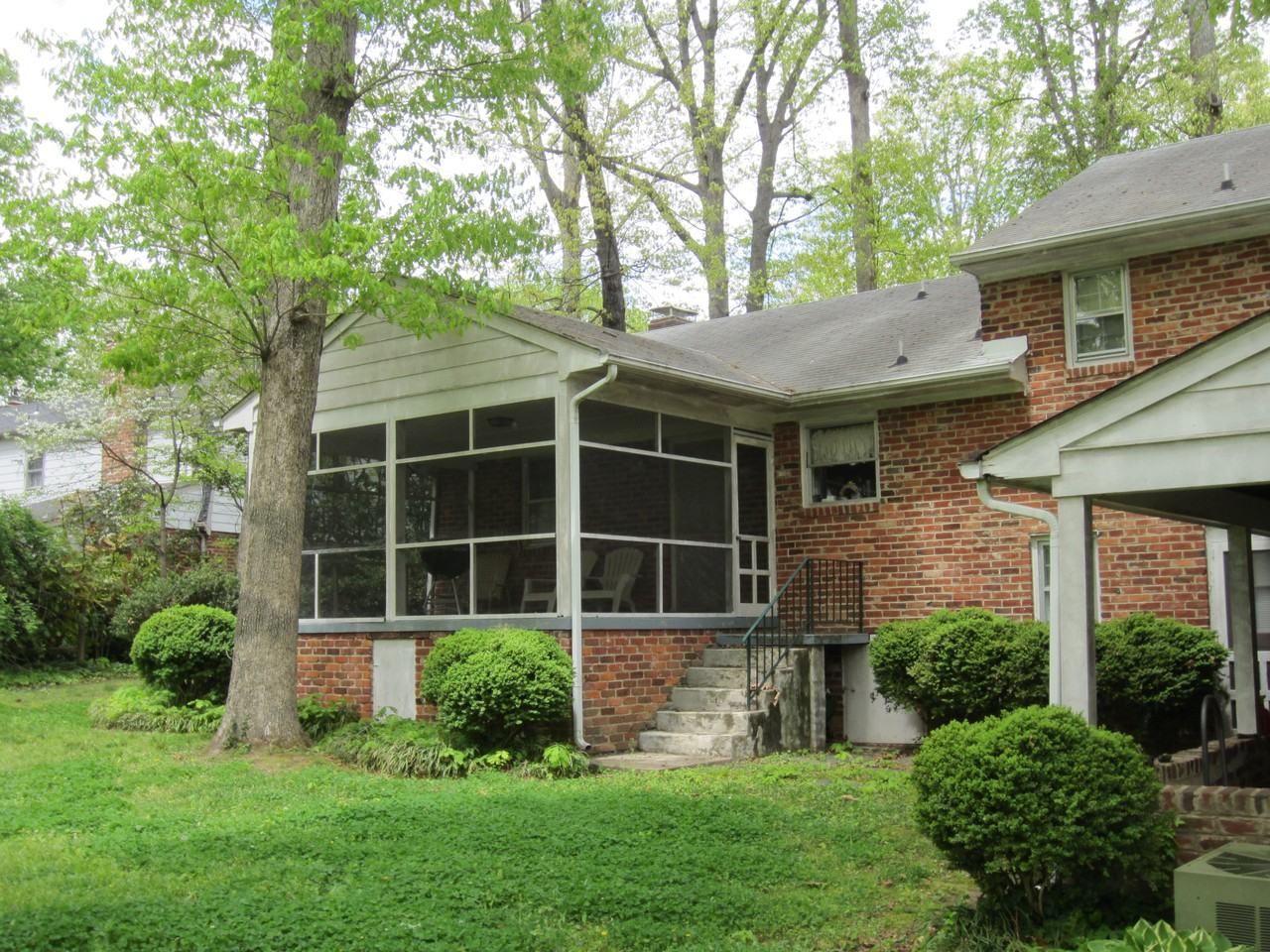 8225 Barningham Rd - Photo 2 of 11