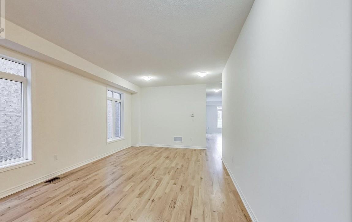 2184 Lozenby St - Photo 2 of 11