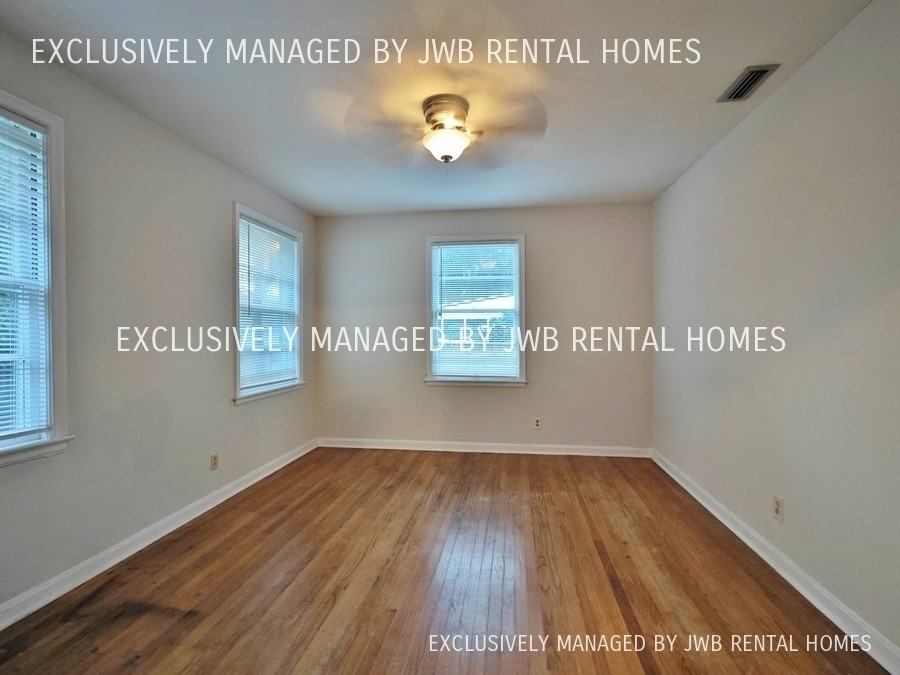 1757 Bartram Rd - Photo 2 of 8