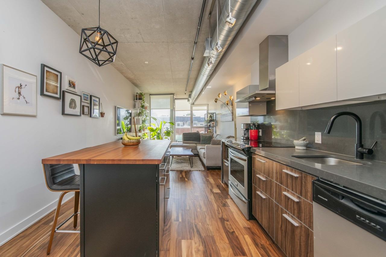 360 McLeod Street #306 - Photo 5 of 20