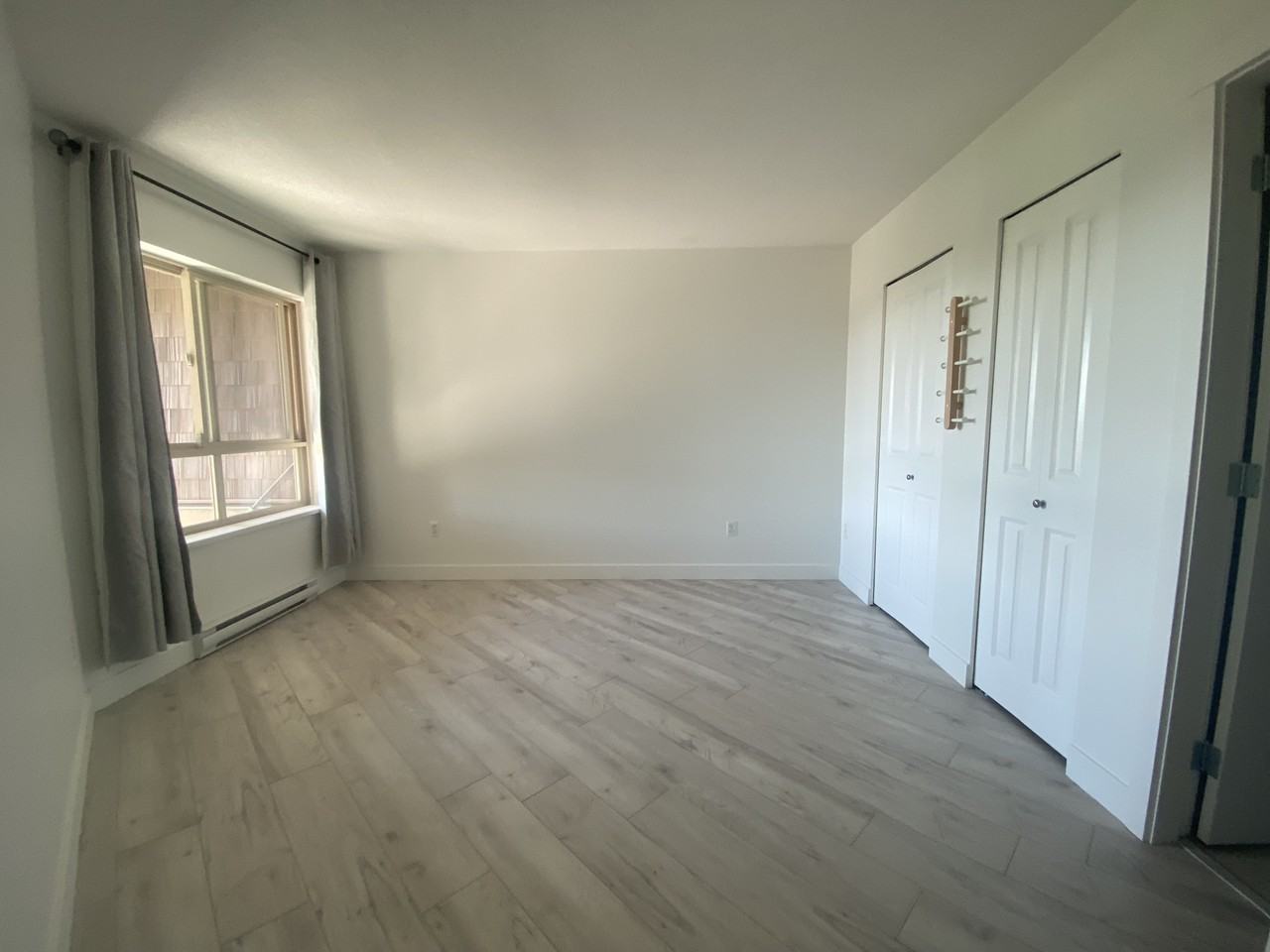 3132 Dayanee Springs Blvd - Photo 3 of 19