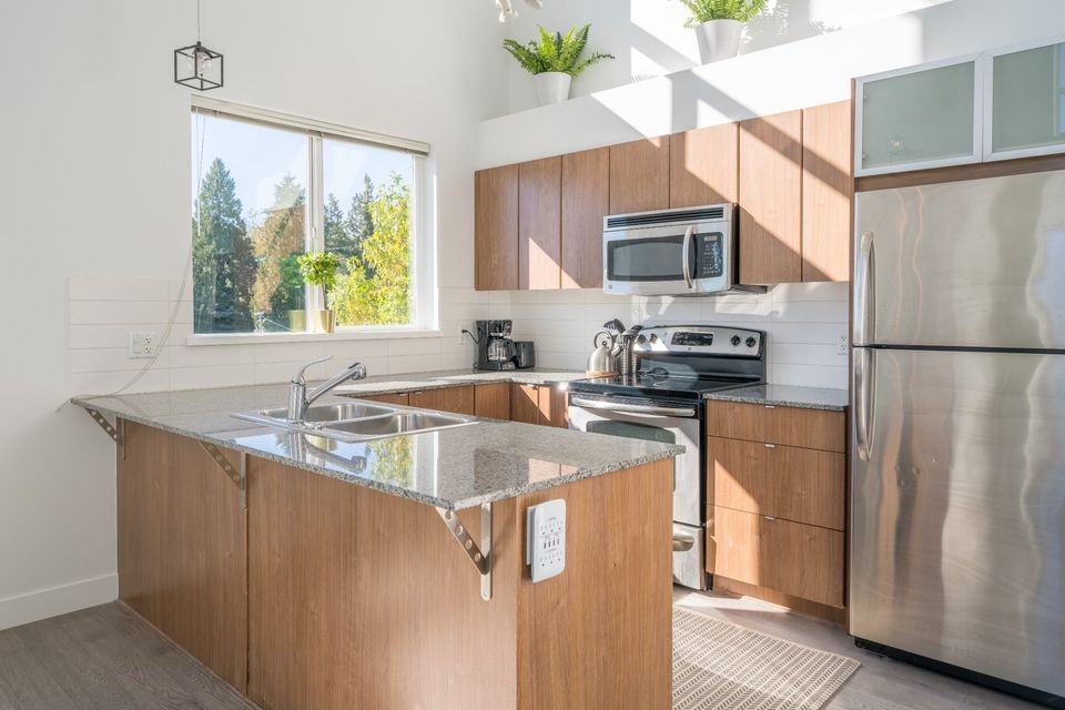 9655 King George Boulevard