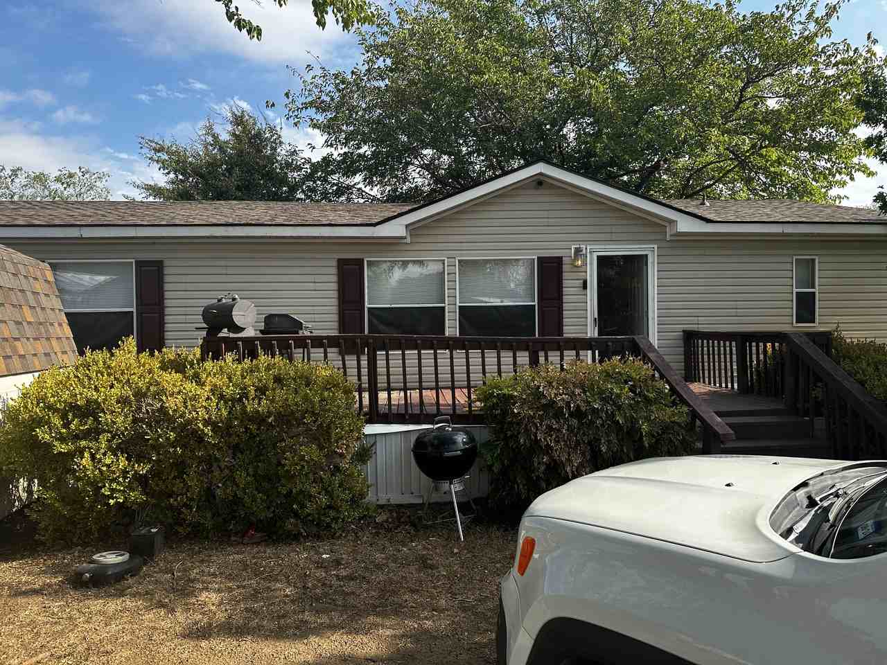 1111 Headless Horseman Rd #NA - Photo 2 of 19