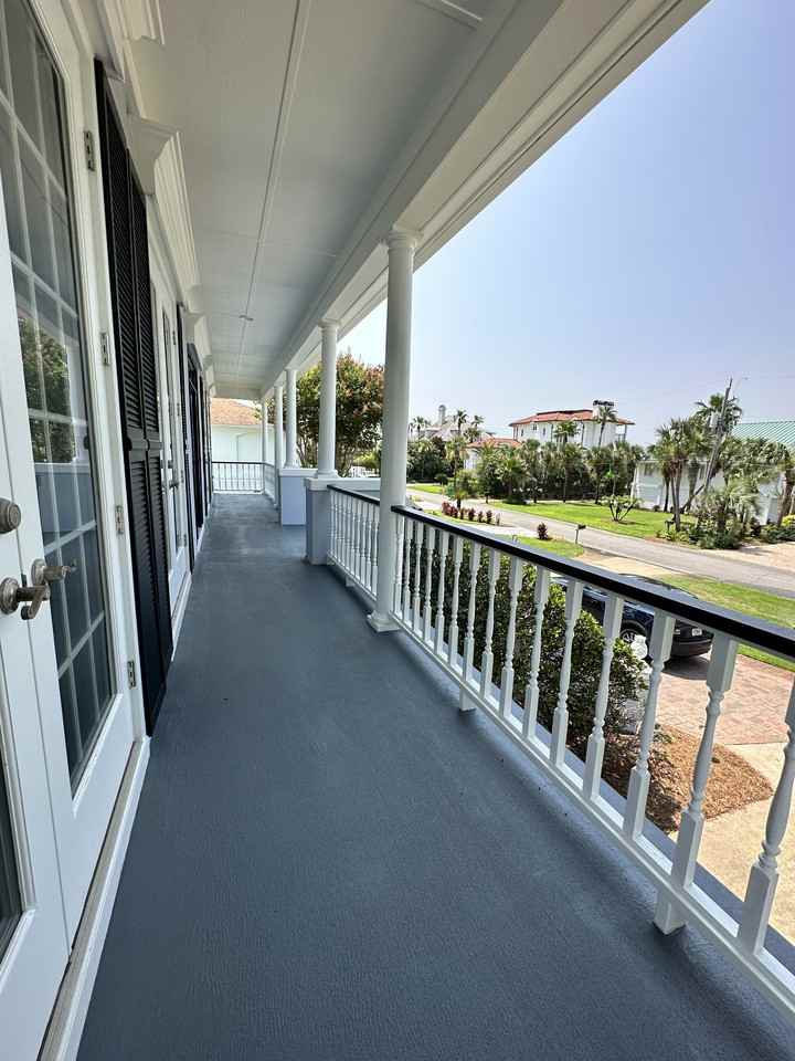 614 Lagoon Dr #NA - Photo 3 of 34