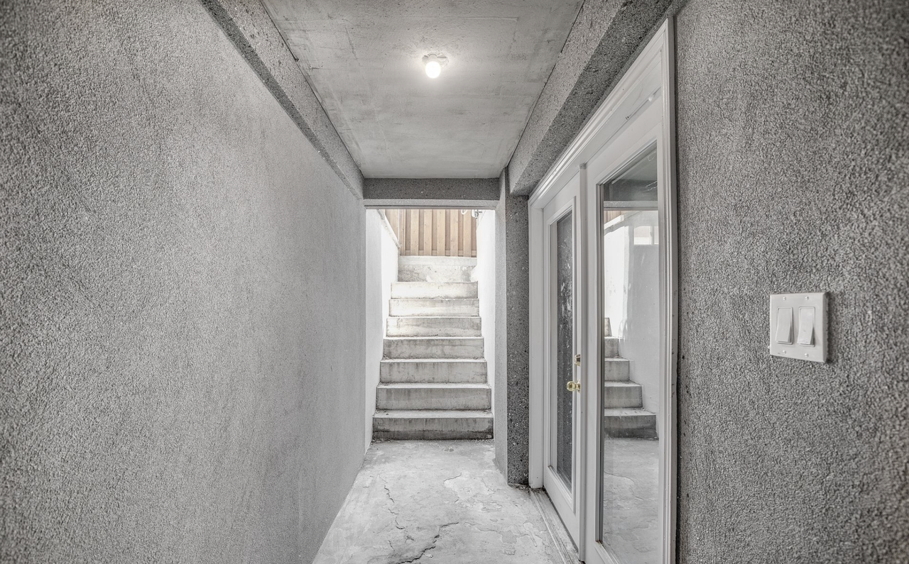 97 Cachet Hill Crescent #BSMT - Photo 2 of 9